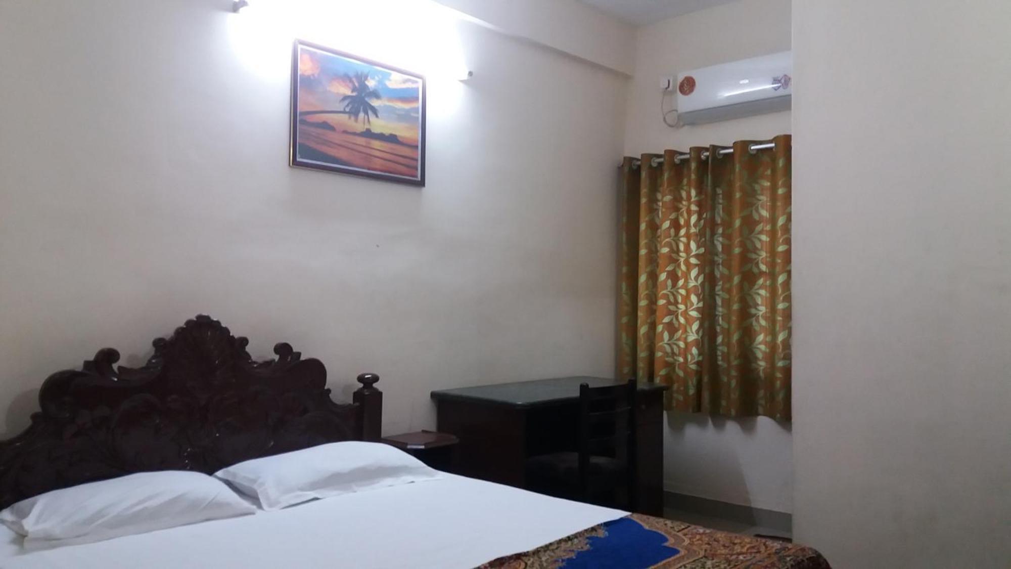 Classic Tourist Home Kochi Bagian luar foto